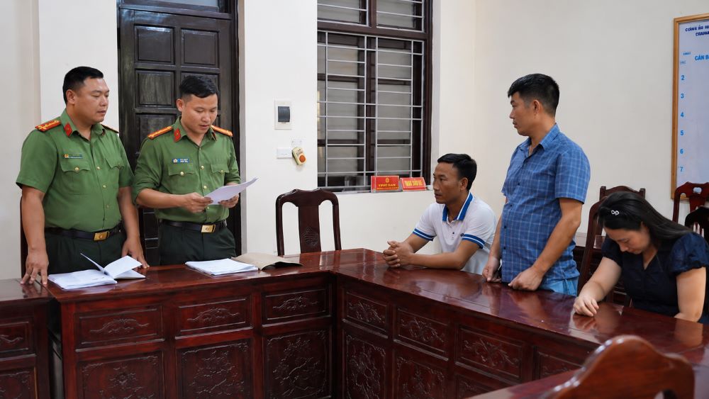 Khởi tố nhóm đối tượng lập nhiều công ty "ma", bán hóa đơn khống để hợp thức hóa chi phí và trốn thuế, gây thất thu ngân sách.