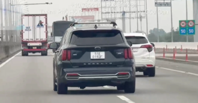 Phạt nguội cao tốc hàng trăm tài xế không bật đèn xi nhan chuyển làn