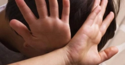 Bảo vệ trẻ em: Đề xuất ứng dụng điện thoại hỗ trợ trẻ bị bạo hành