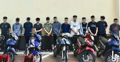 Hà Tĩnh: Khởi tố 12 thanh thiếu niên vác hung khí truy đuổi người dân
