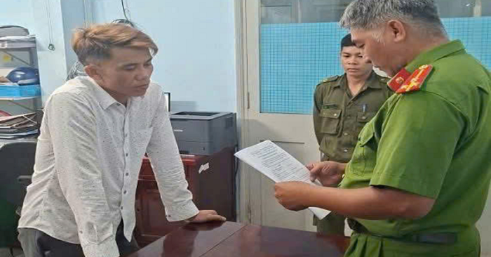 Bắt tạm giam Phan Minh Tài vì giữ trái phép cán bộ tại Đồng Tháp