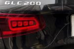 Mercedes GLC200 bị đập phá, một phụ nữ Hà Nội bị truy tố