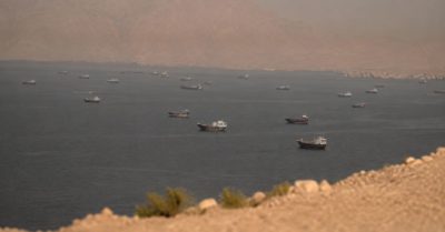 Iran tuyên bố đóng cửa eo biển Hormuz phản đối các cuộc tấn công của quân đội Israel