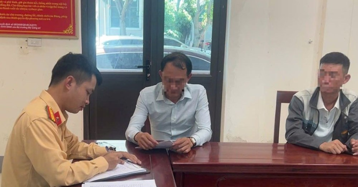 Ô tô hết hạn đăng kiểm, quay đầu né CSGT bị phạt nặng
