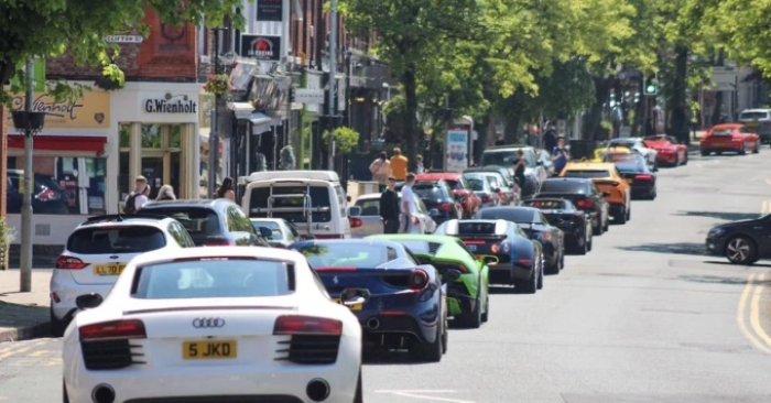 Alderley Edge, ngôi làng tỷ phú và siêu xe đắt giá