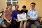 Gia đình nuôi 2 con tàn tật ở Bắc Ninh nhận hỗ trợ hơn 160 triệu đồng