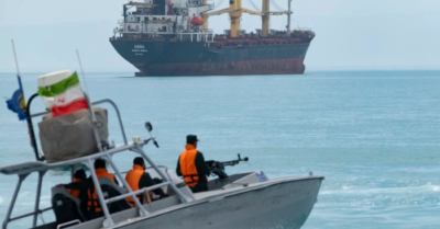 Eo biển Hormuz: Iran cân nhắc quốc hữu hóa để gây áp lực