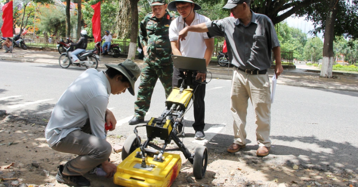 Radar xuyên đất tìm kiếm hài cốt liệt sỹ tại Quảng Ngãi.