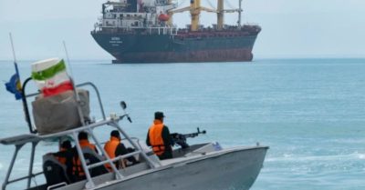 Xung đột Iran-Mỹ: Các đợt đáp trả dồn dập tại vùng Vịnh