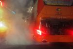 Xe khách bốc khói trên quốc lộ 1 qua TP Đồng Nai, không có thương vong