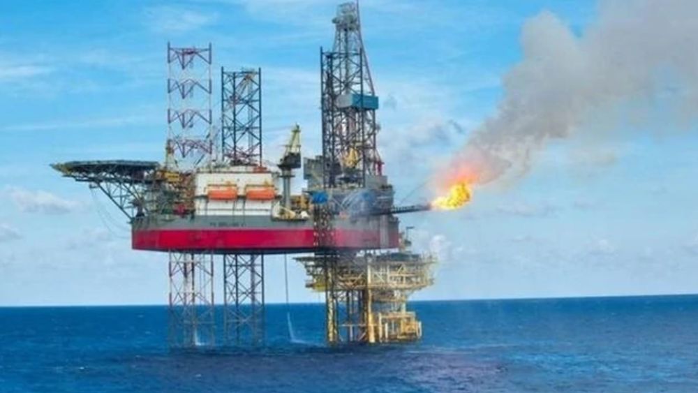 Phát hiện kho báu mới ngoài khơi Việt Nam mở ra triển vọng phát triển tài nguyên biển và kinh tế, thu hút sự quan tâm của dư luận.