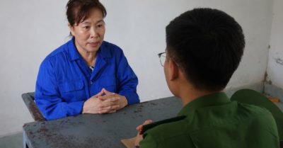 Phụ Thọ: Khởi tố người phụ nữ trộn bột ngô, bột sắn làm tinh bột nghệ giả