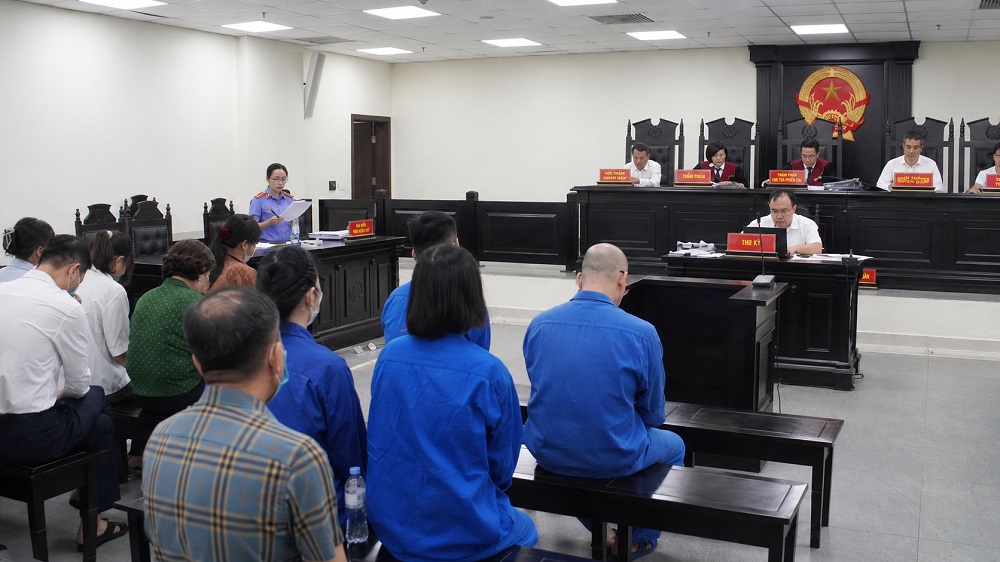 Vụ 686 phòng khám chạy giấy phép ở Hà Nội được tòa trả hồ sơ điều tra bổ sung lần hai để làm rõ các tình tiết của vụ án.