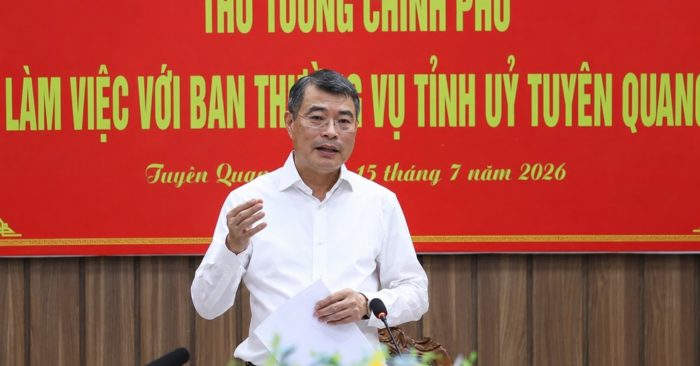 Thủ tướng yêu cầu xử lý nghiêm vụ điểm thi ở Tuyên Quang, nhấn mạnh tính chất đặc biệt nghiêm trọng và yêu cầu làm rõ trách nhiệm.