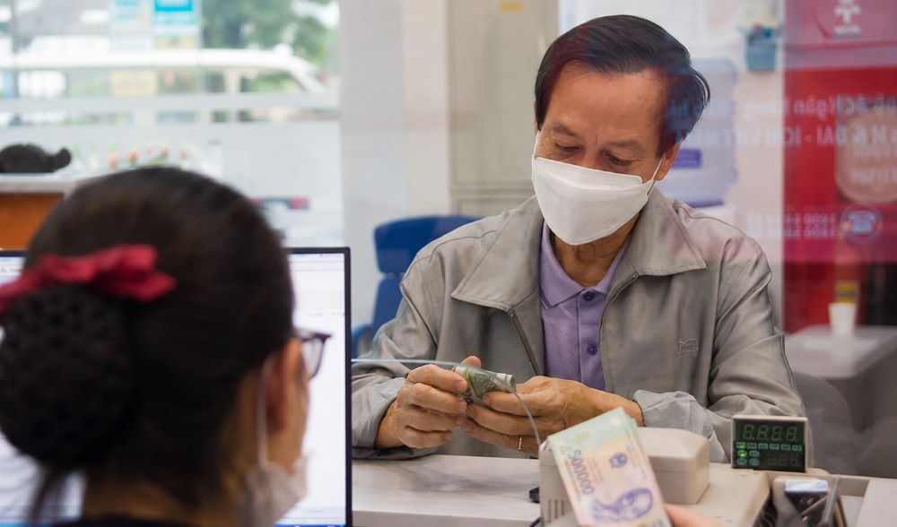 Lãi suất cho vay tăng gây áp lực tài chính, người vay cần làm gì để giảm rủi ro, tối ưu chi phí và cân đối dòng tiền?