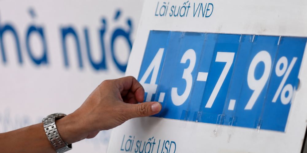 Lãi suất cho vay tăng cao, khó hạ nhiệt khiến người đi vay đối mặt áp lực tài chính, cần cân nhắc chiến lược phù hợp.