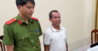 Hai người đàn ông ngoài 60 tuổi ở Hưng Yên bị khởi tố vì hỗn chiến lúc uống rượu