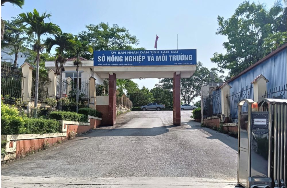 Trụ sở Sở Nông nghiệp và Môi trường Lào Cai, nơi xảy ra vụ cán bộ tử vong, đang được cơ quan chức năng làm rõ.
