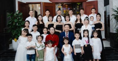 Bốn anh em ruột ở Nghệ An xây liền 5 nhà trên đất cha để lại