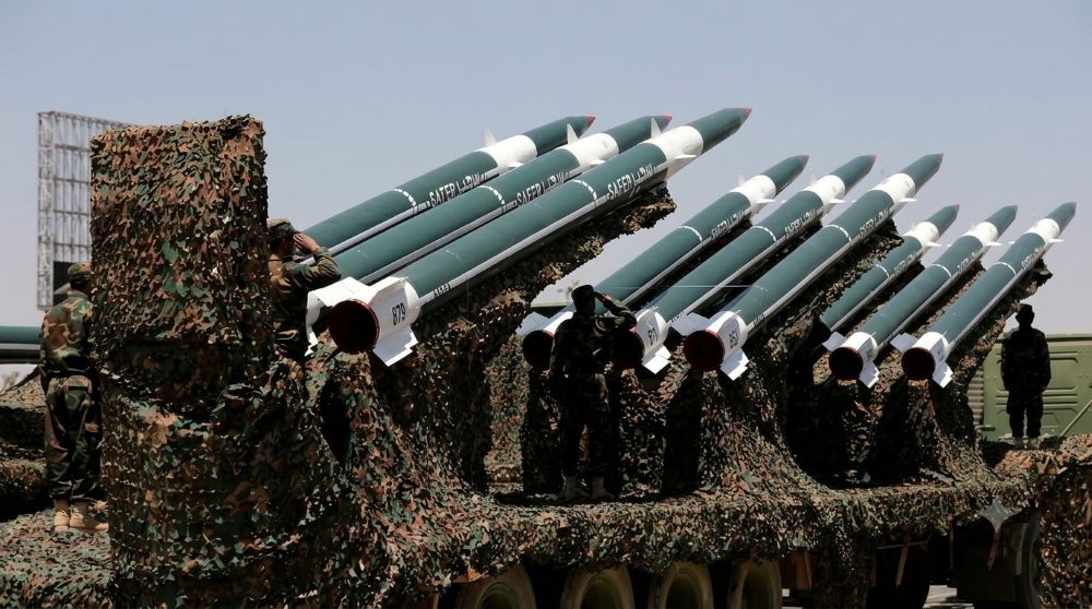 Houthi tuyên bố phong tỏa hàng hải Ả Rập Xê Út, gia tăng căng thẳng tại khu vực. Cập nhật chi tiết diễn biến mới nhất tại đây!