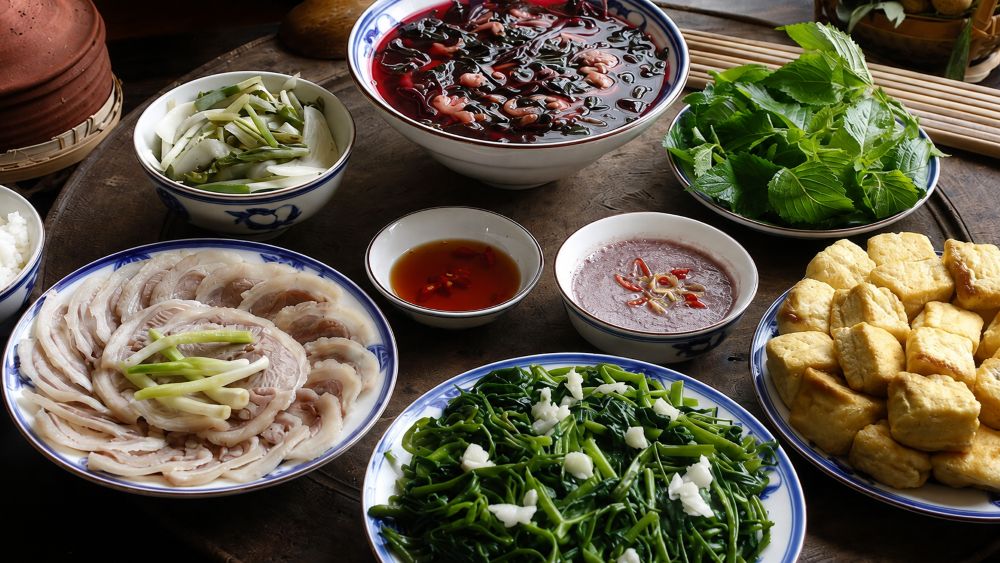 Ăn trưa vào mấy giờ là lý tưởng? Chuyên gia gợi ý thời điểm giúp tiêu hóa tốt, ổn định đường huyết và tăng cường sức khỏe lâu dài.