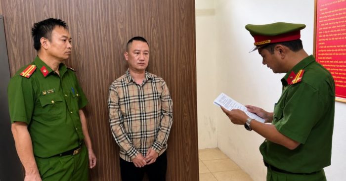 Khởi tố 2 người trong vụ khai thác trái phép hàng trăm tấn quặng antimon, làm rõ hành vi và diễn biến điều tra mới nhất.