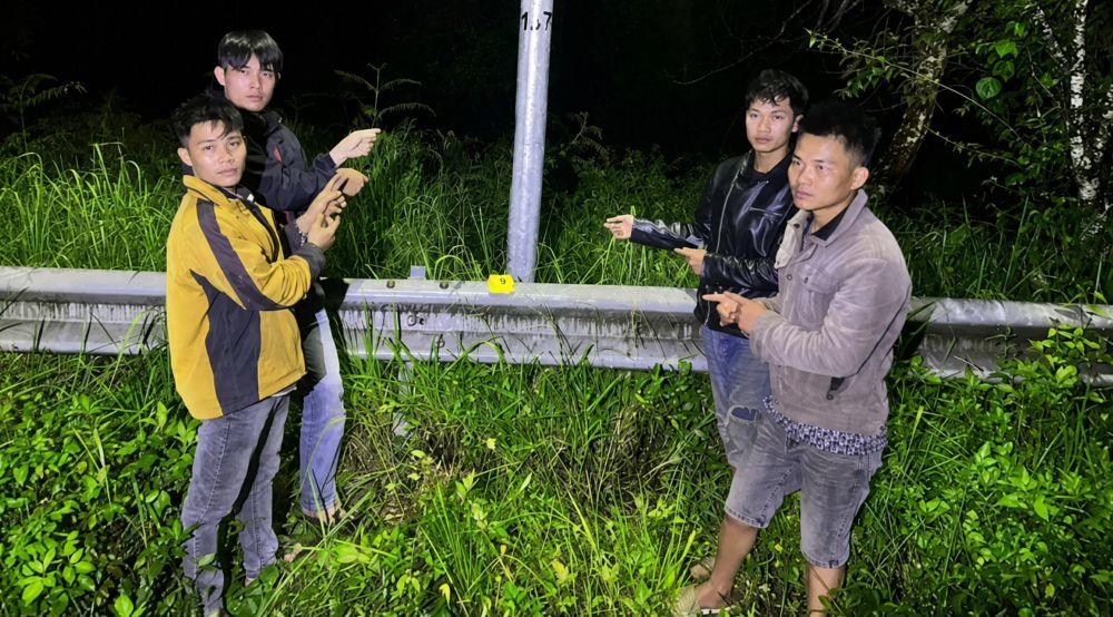 Khởi tố 6 đối tượng cắt trộm hơn 1.200m dây điện mang bán phế liệu, gây thiệt hại lớn và ảnh hưởng an toàn hệ thống điện.