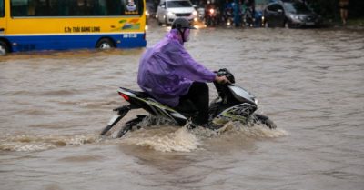 Miền Bắc còn nắng hai ngày, sau đó đón đợt mưa lớn kéo dài nhiều ngày