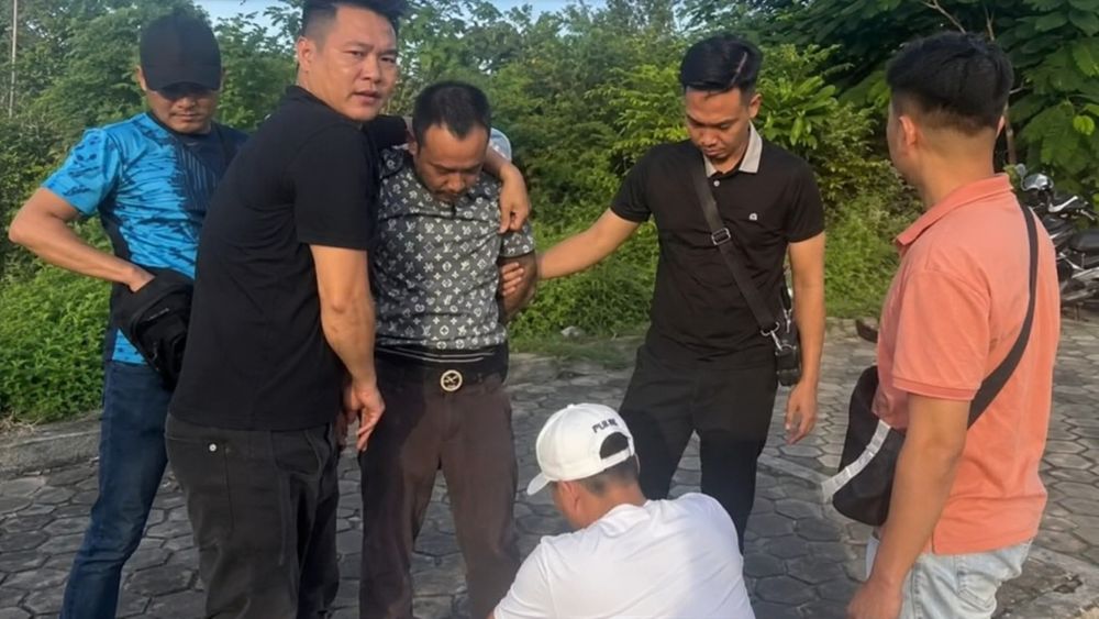 Nghi phạm sát hại hai phụ nữ ở ven đường tại Hải Phòng đã bị bắt. Diễn biến vụ án thu hút sự quan tâm của dư luận.