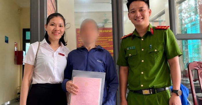 Suýt vay tiền vì tin quà tặng 800.000 USD qua mạng xã hội
