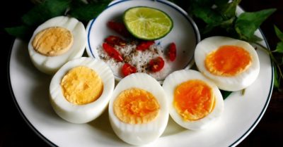 Người trưởng thành nên bổ sung trứng đều đặn vào khẩu phần ăn