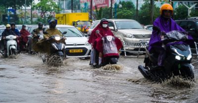 Miền Bắc, miền Trung tiếp tục mưa dông, cảnh báo lốc sét gió giật