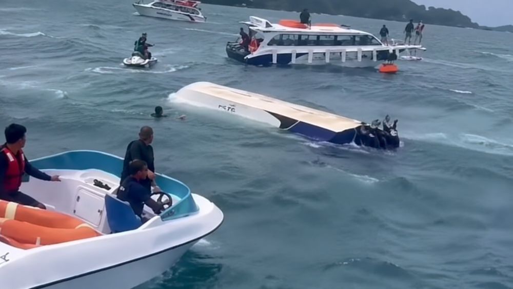 Vụ lật ca nô ở Phú Quốc khiến 15 người tử vong, một trong hai du khách nguy kịch đã tỉnh lại. Xem diễn biến mới nhất