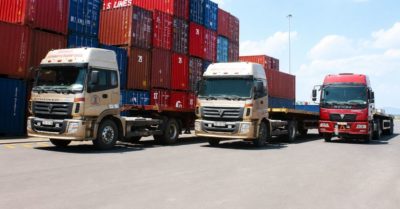Phó Thủ tướng yêu cầu buộc doanh nghiệp vận tải giảm cước khi xăng rẻ hơn