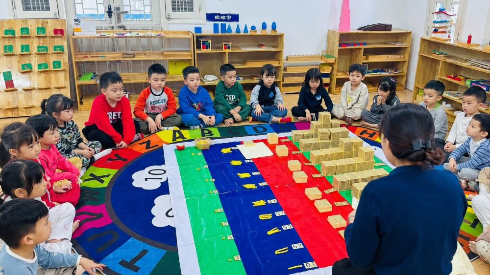 Phạt 20 triệu nếu dạy trước chương trình lớp 1: Dạy đọc, viết có vi phạm? Cập nhật quy định mới và giải đáp chi tiết.