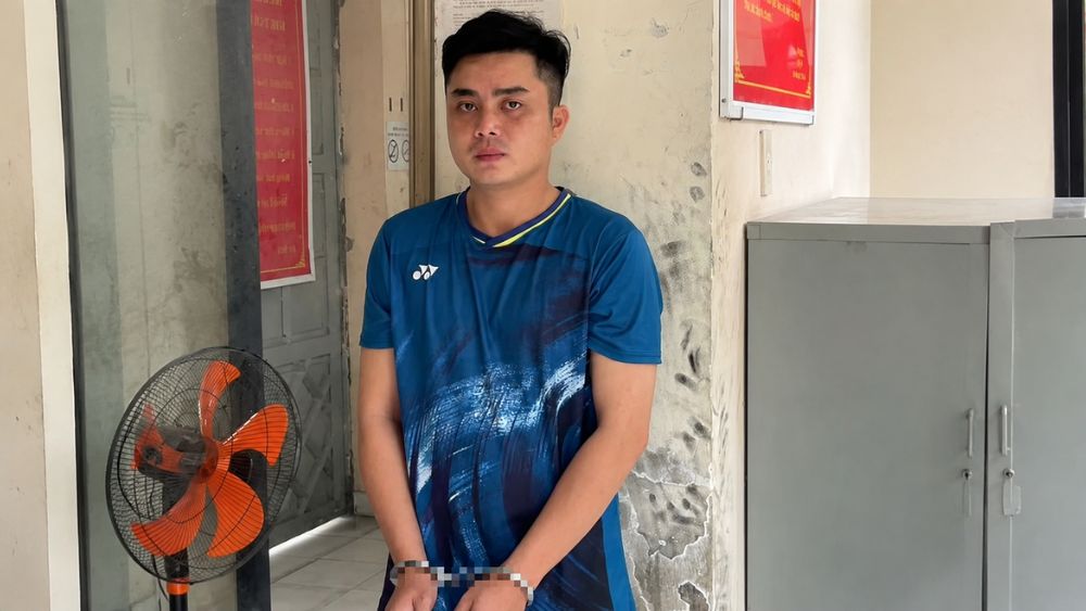 Cha dượng bị bắt khẩn cấp vì nhiều lần đánh đập bé gái ba tuổi