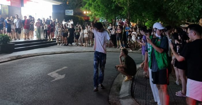 Đêm muộn náo động chung cư Tây Mỗ, thi thể nam thanh niên được phát hiện khiến nhiều người sững sờ