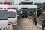 Xe ben vượt ngã tư tông lật ô tô 7 chỗ, một phụ nữ tử vong ở xã Phước Hòa