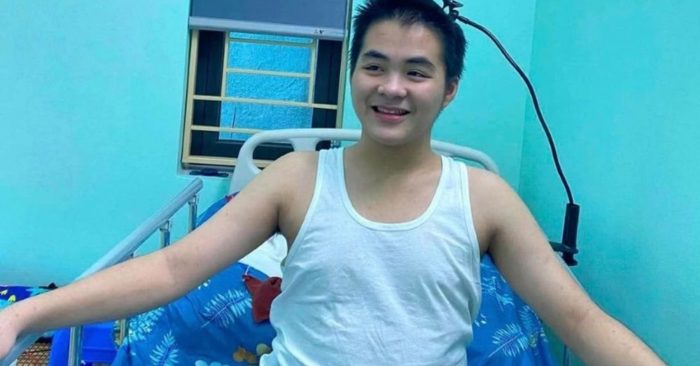 Kỳ tích y khoa cứu sống nam thanh niên chỉ còn một nửa cơ thể, vượt qua tai nạn nghiêm trọng và kiên cường hồi phục.