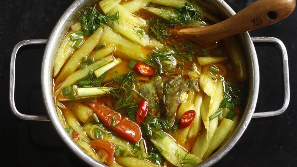 Canh chua cá và chả cá Lã Vọng được vinh danh trong top món cá ngon nhất châu Á, đồng thời mang nhiều giá trị dinh dưỡng cho sức khỏe.