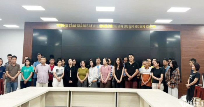 Lãnh đạo Viện Pháp y tâm thần Trung ương và các bị can bị bắt trong vụ án nhận hối lộ, làm sai lệch giám định tâm thần.