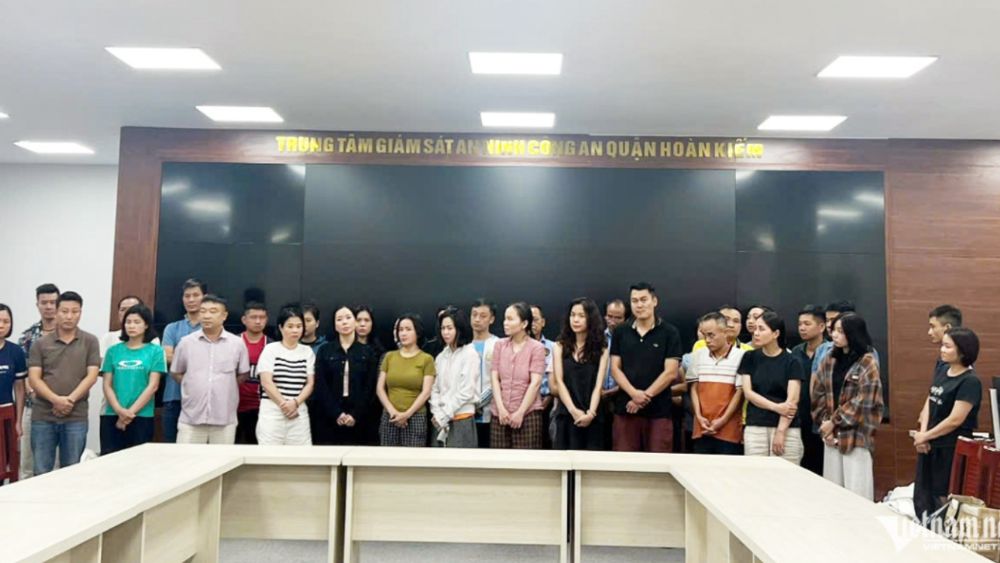 Lãnh đạo Viện Pháp y tâm thần Trung ương và các bị can bị bắt trong vụ án nhận hối lộ, làm sai lệch giám định tâm thần.