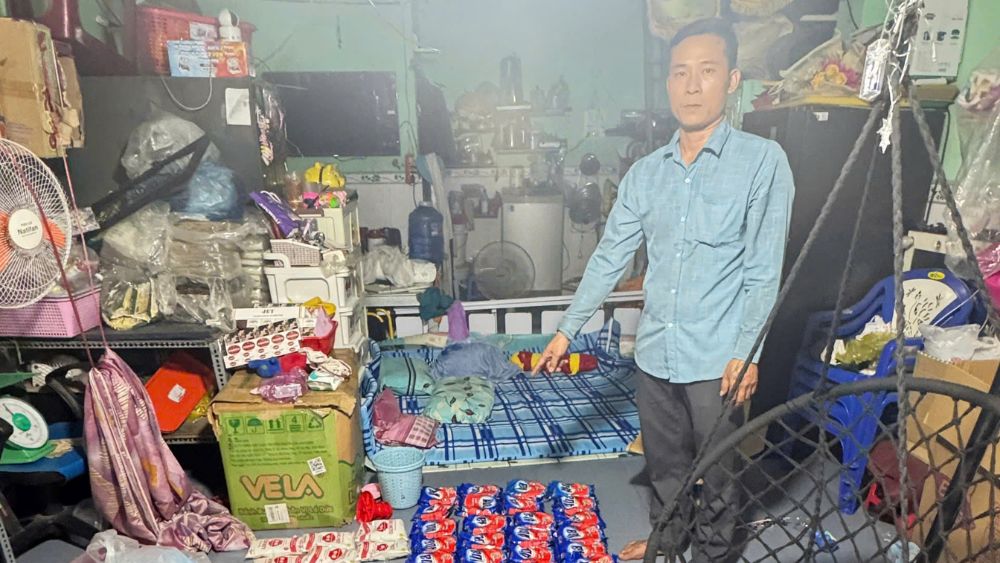 Triệt phá đường dây sản xuất bột ngọt, hạt nêm giả nhãn hiệu nổi tiếng với số lượng lớn. Xem diễn biến và tang vật vụ án.