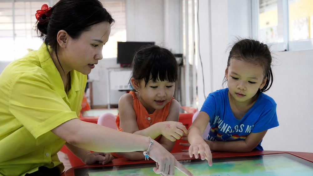 Chính sách giáo dục mới từ tháng 8 có nhiều điểm đáng chú ý, trong đó quy định về sử dụng thiết bị điện tử ở bậc mầm non.