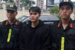 Bác sĩ phải bỏ tiền túi vì khoản nợ của người mẹ