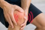 Vì sao khớp phát ra tiếng kêu mỗi khi co duỗi