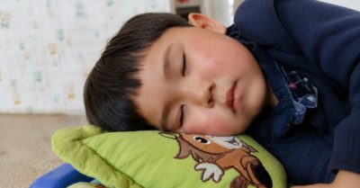 Trẻ ngủ yên chưa chắc ngủ tốt hơn