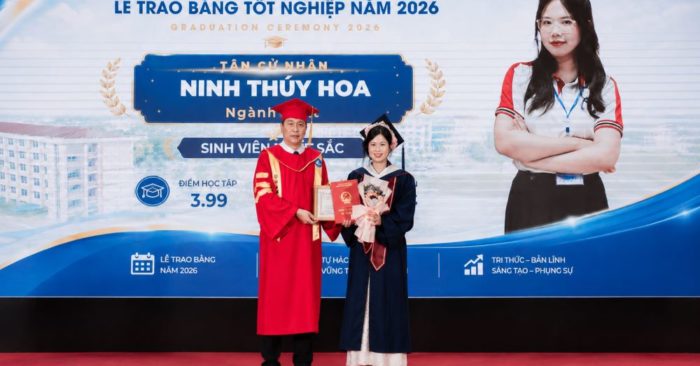 Từ ruộng lạc Bắc Ninh đến tấm bằng thủ khoa gần tuyệt đối