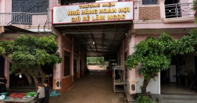 Giò bê nổi tiếng Nghệ An bị phạt vì có côn trùng xâm nhập