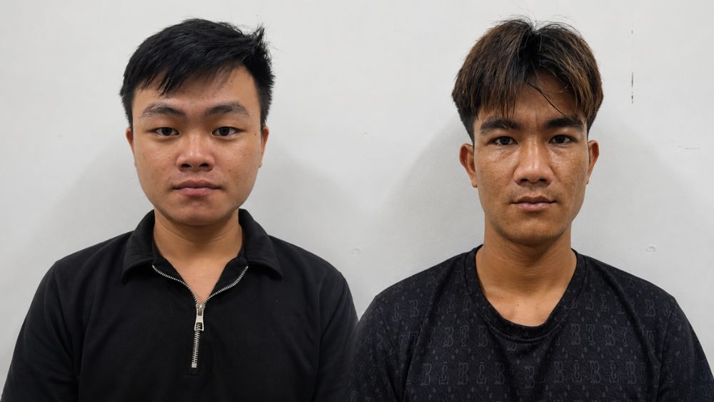 Nghệ An bắt 2 đối tượng An và Anh bị cáo buộc dụ người dân sang Lào bằng chiêu “việc nhẹ, lương cao”